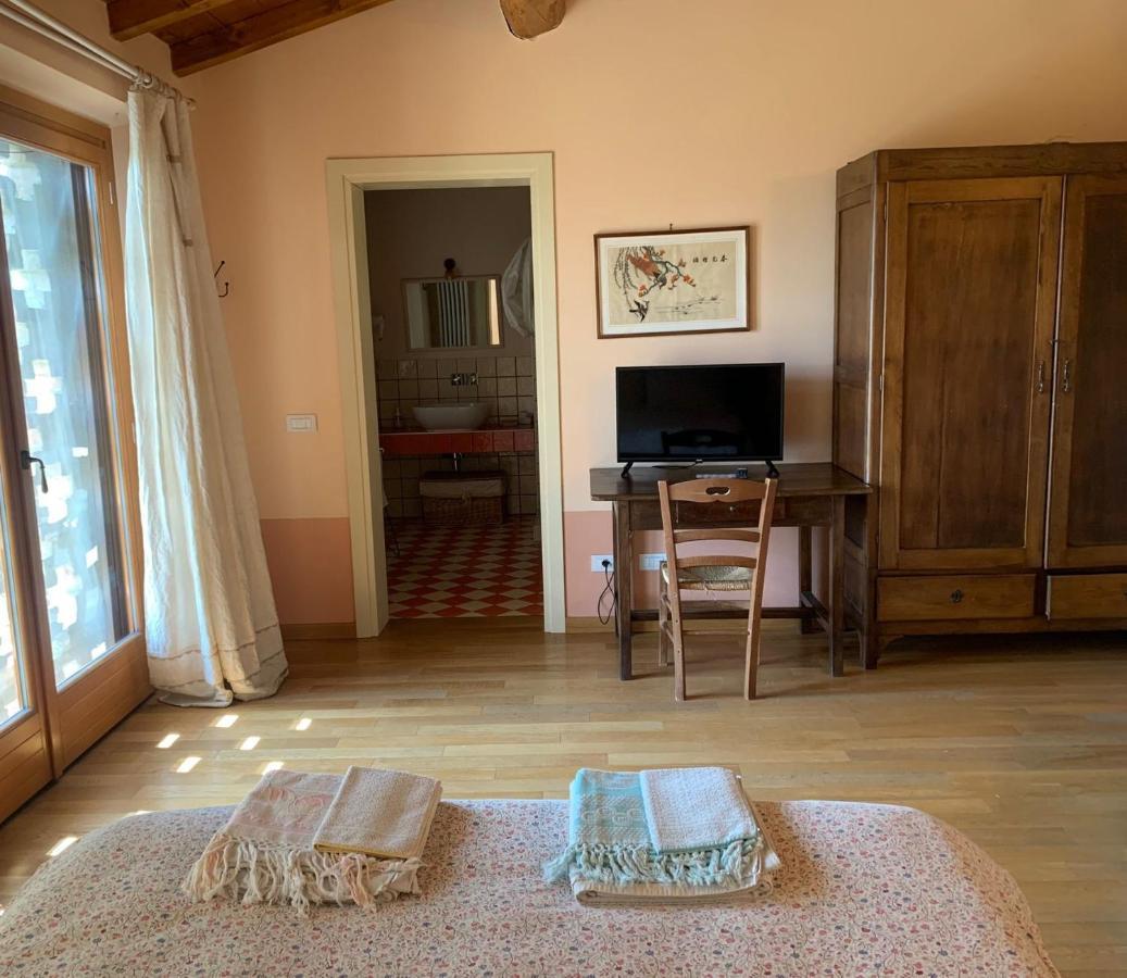 Agriturismo Il Filare Neviano degli Arduini Экстерьер фото